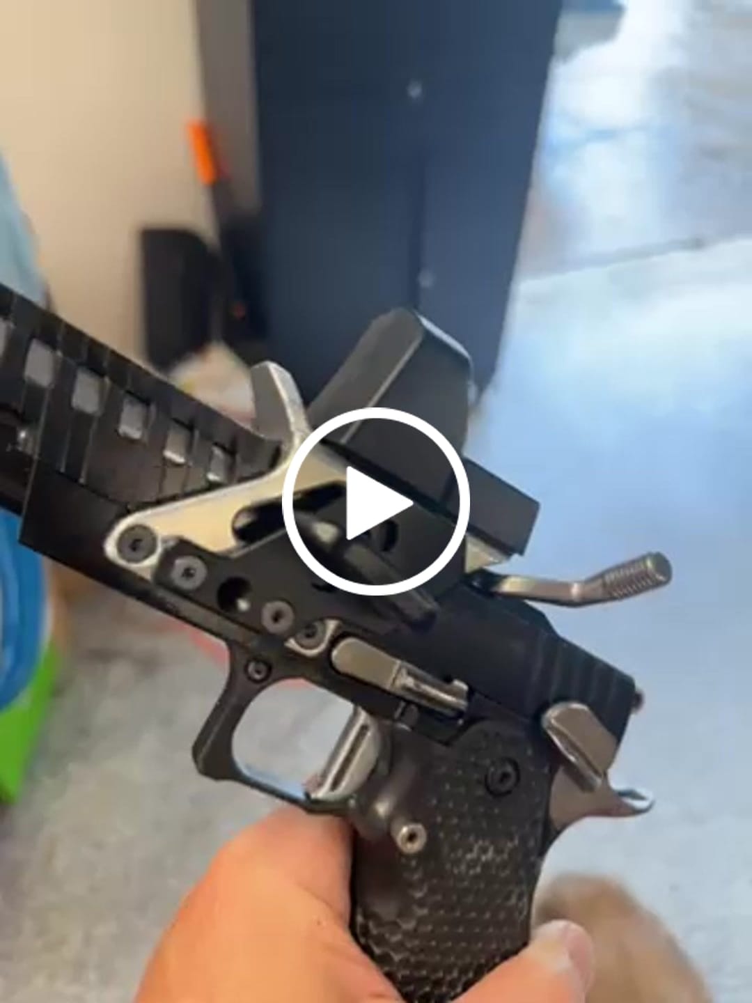 Customer video review of 1911/2011 Large Wide Adjustable Thumb Rest