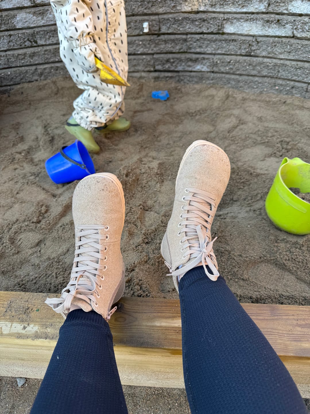 Customer photo review of Vaistoa Tunto 2 -paljasjalkatennarit