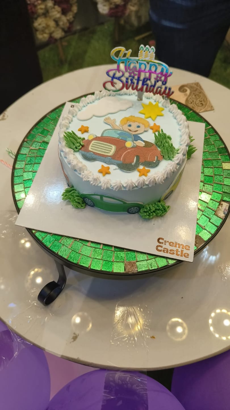 Customer photo review of Cars Theme photo cake