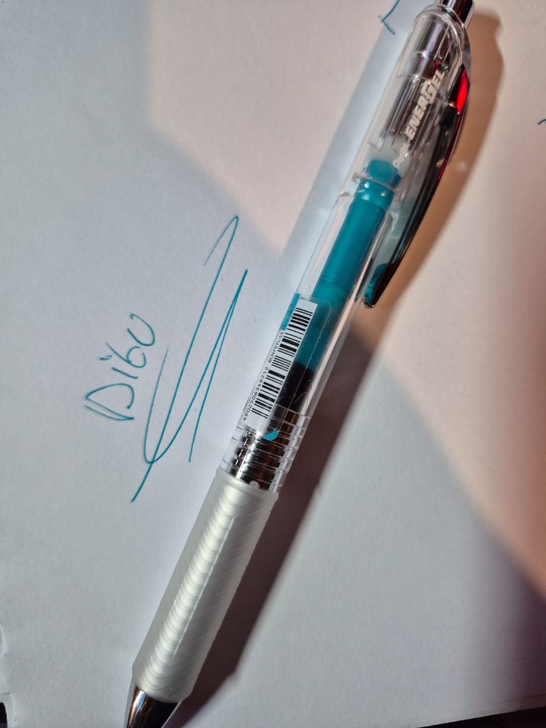 Customer photo review of Pentel - Lápiz Gel Energel Infree 0,5 mm