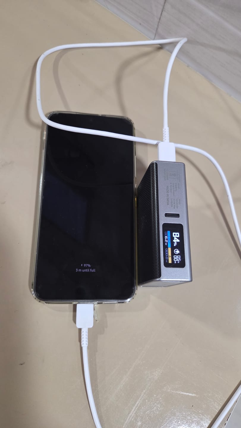 Customer photo review of Rapid Qube Powerbank