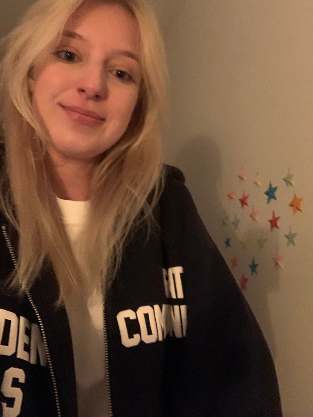 Customer photo review of GATED COMMUNITY ZIP HOODIE NAVY