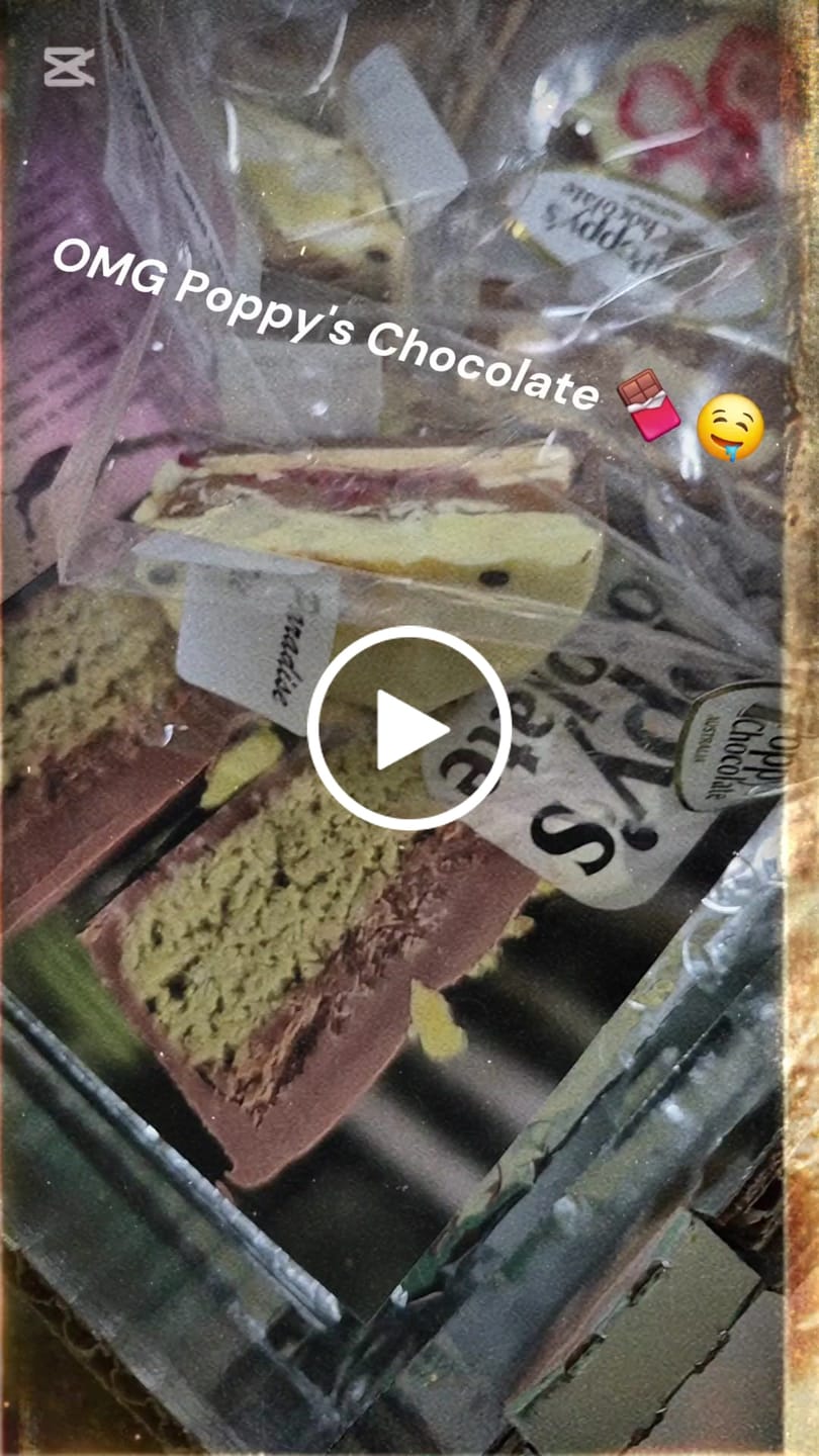 Customer video review of PROTECT CHOCOLATES FROM MELTING - Add Icepack packaging