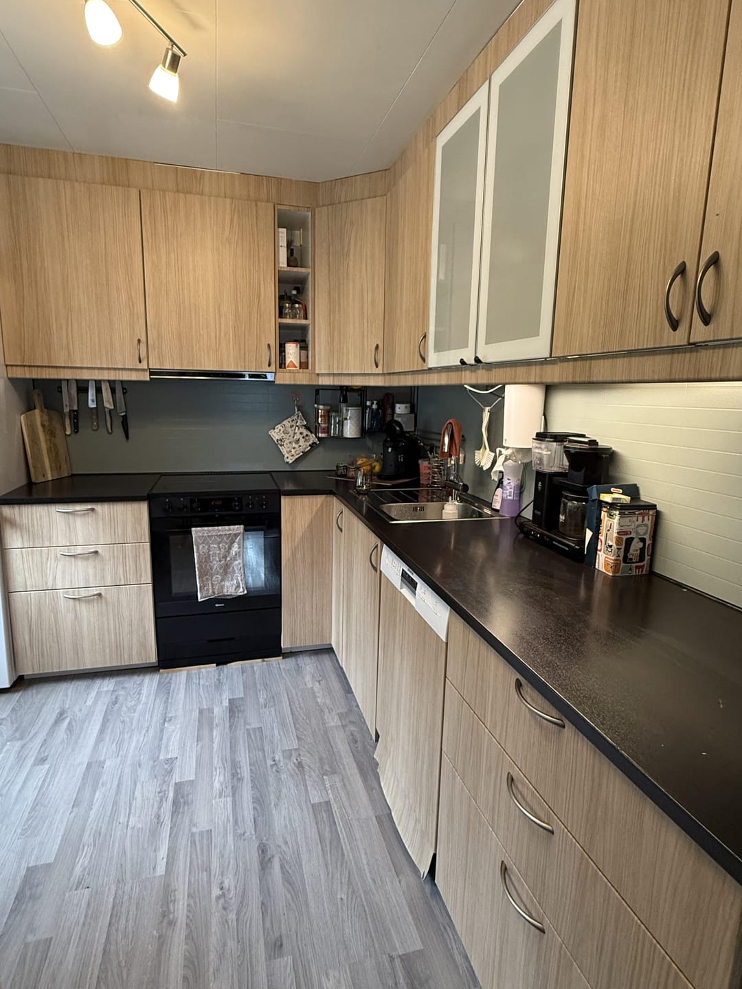 Customer photo review of Tropea Oak kontaktplast