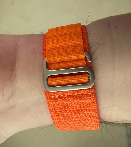 Customer photo review of Apple Band ULTRA - MultiLoop - Orange