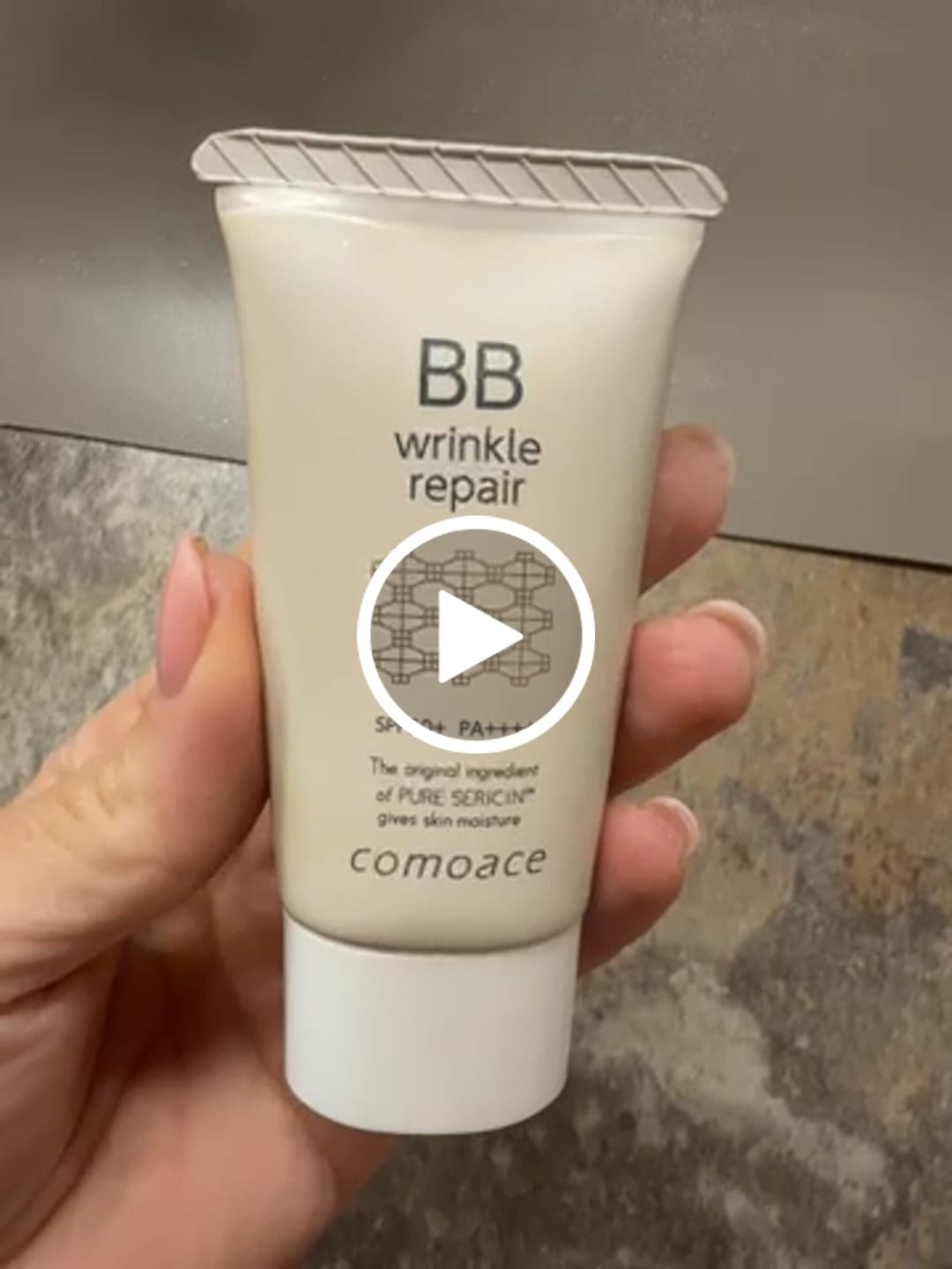 Customer video review of COMOACE Wrinkle Repair BB Cream with SPF 50 +／PA++++