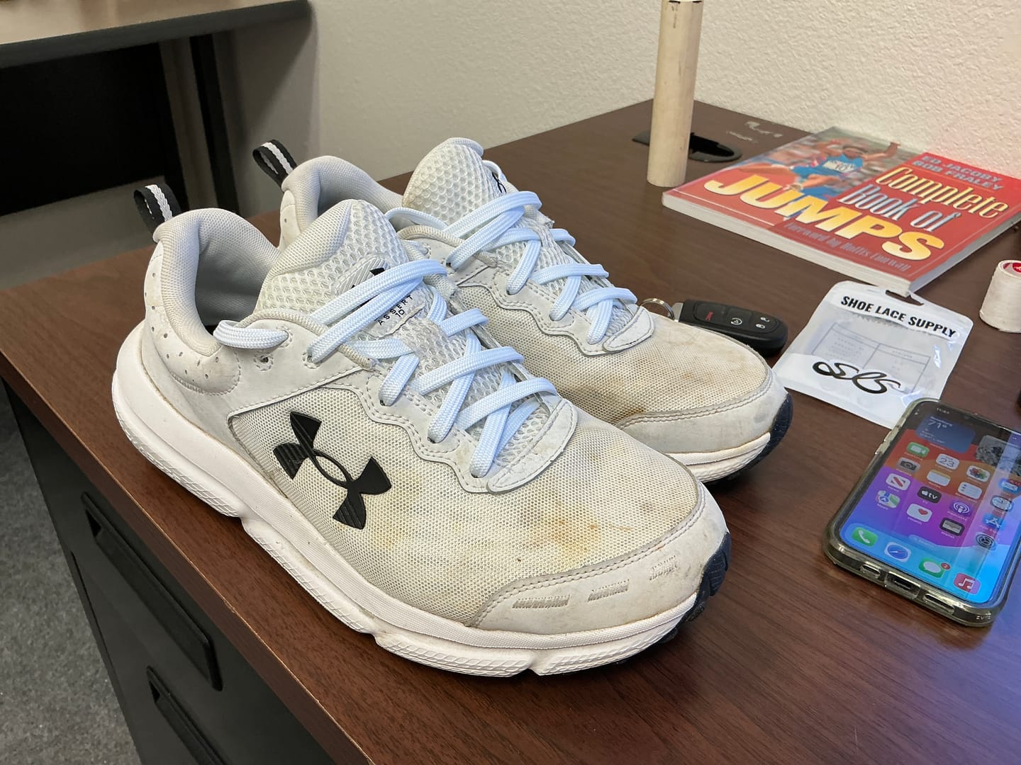 Customer photo review of Flat Standard Athletic Shoe Laces - Solids