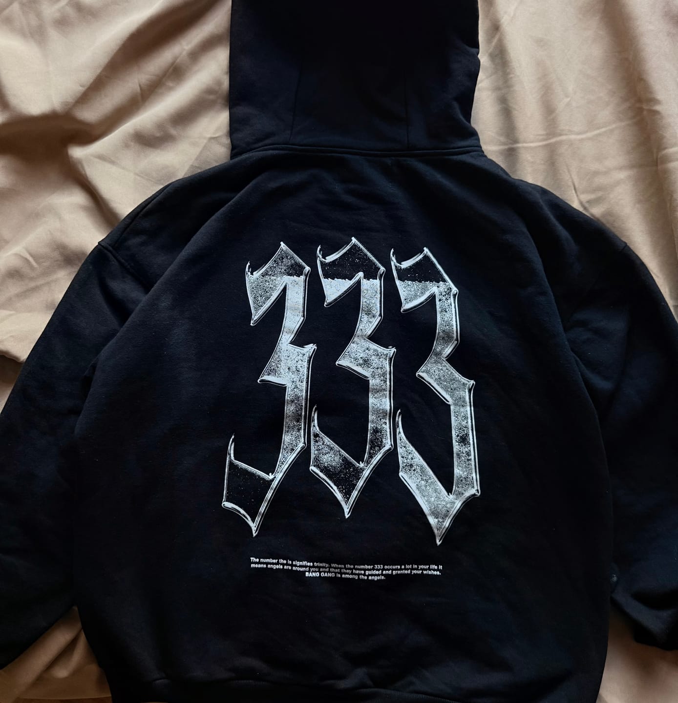 Customer photo review of Poleron 333 Dollars Black