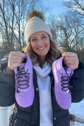 Customer photo review of Kasdava Pro -  Non-slip & Water-resistant Winter Barefoot Shoe