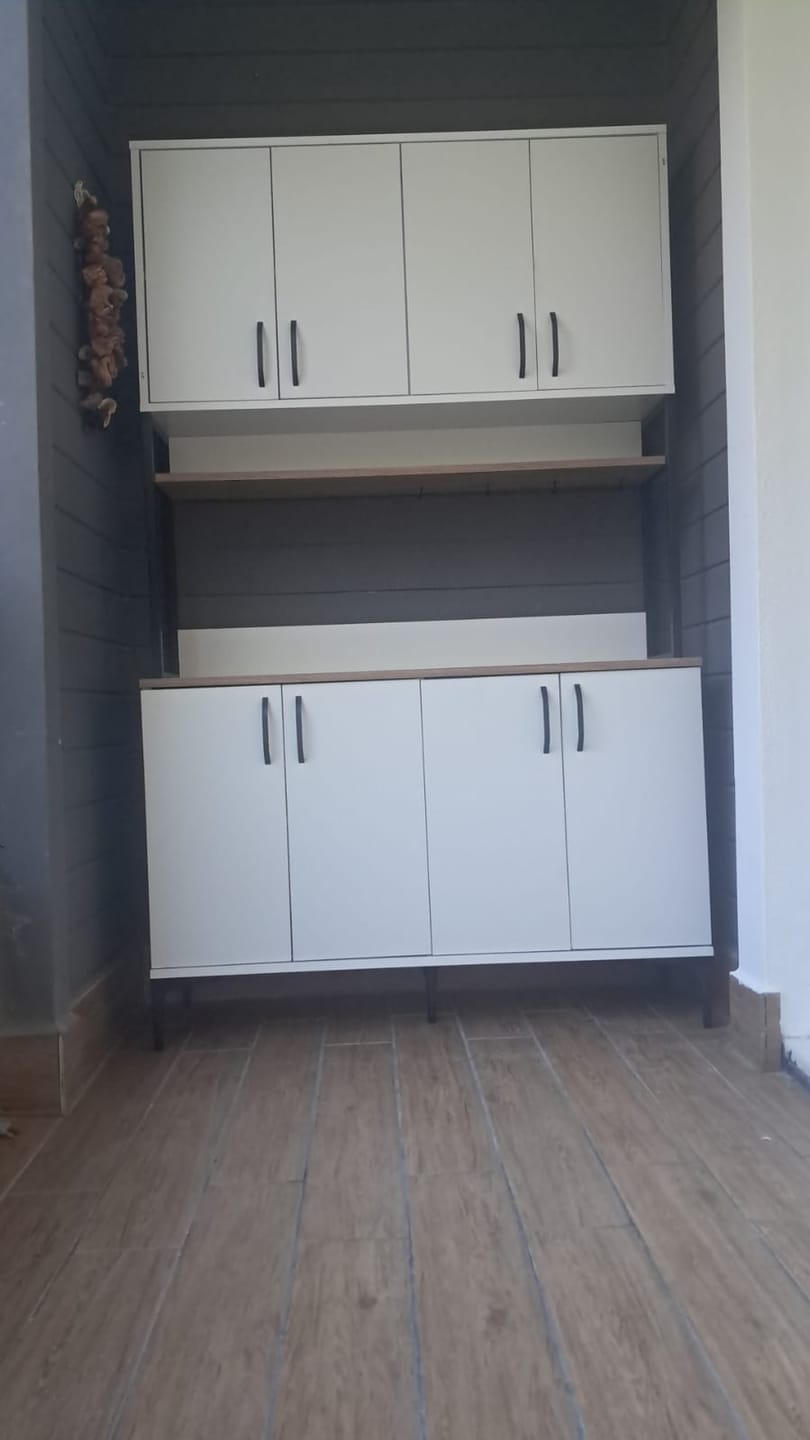 Customer photo review of Rani JE173 Çok Amaçlı Dolap 8 Kapaklı Kiler Mutfak Dolabı Beyaz - Sepet Ceviz