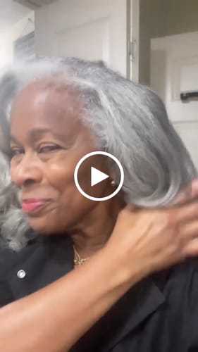 Customer video review of Luvwin Salt & Pepper Kinky Wavy Curly Free Parting Glueless Gray Wig
