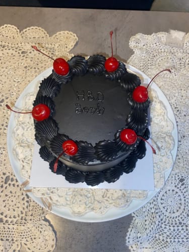 Customer photo review of clara