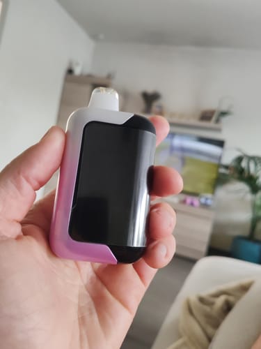 Customer photo review of SMOK Spaceman - SP40000 - 40000 Bouffées - 2% de nicotine - Puff Jetable / Vape Disposable