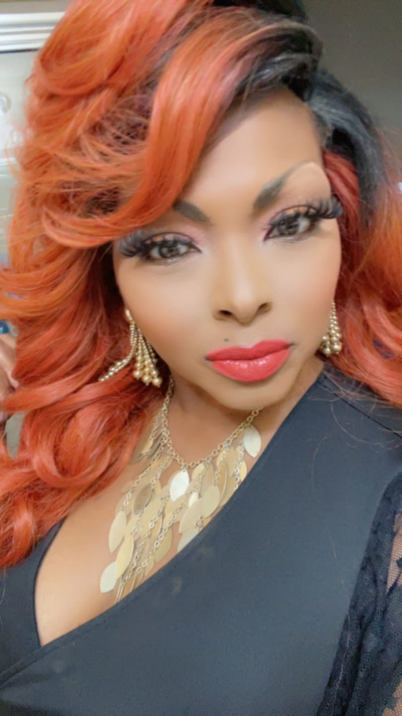 Customer photo review of Zury Sis Diva Pre-Tweezed Part Hand-Tied Wig - DIVA-H SISTA