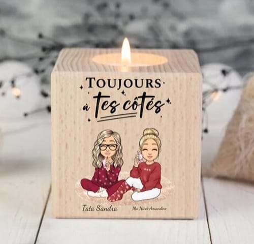 Customer photo review of Amies de cœur - Bougeoir cube personnalisé