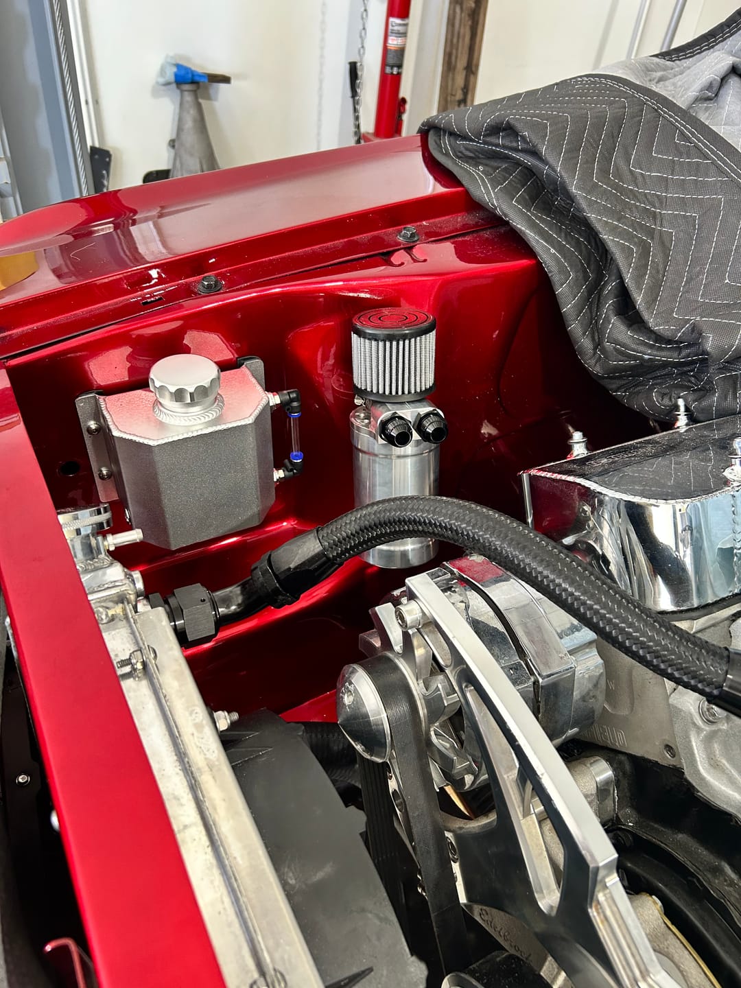 Customer photo review of Motion Raceworks Top Loader Billet Oil Catch Can Bare Aluminum ( Dual 10 AN Port )