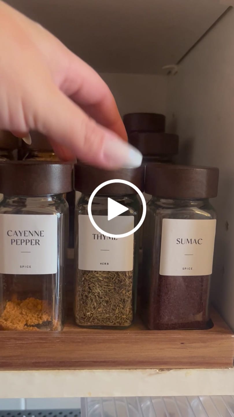 Customer video review of Set of 12 120ML Glass Spice Jar with Acacia Lid