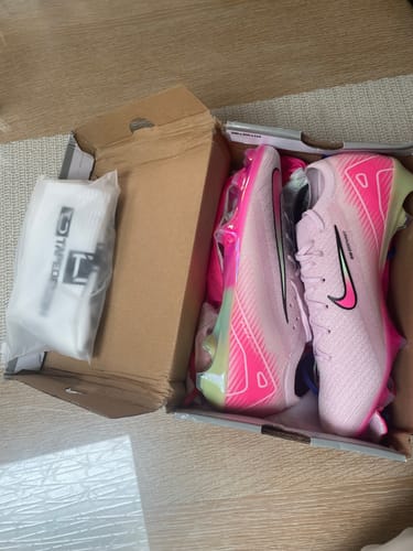 Customer photo review of MERCURIAL VAPOR 16 FG Nike By You - Rose