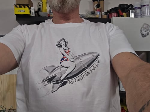 Customer photo review of T-SHIRT ROCKET GIRL