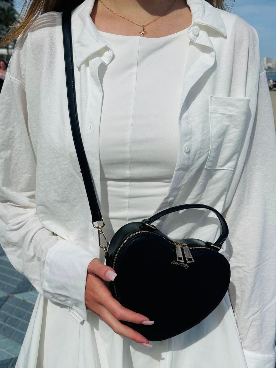 Customer photo review of Vintage Heart Bag