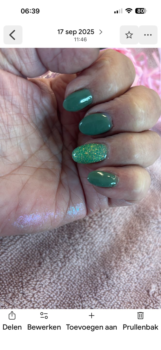 Customer photo review of Fake Tips Set - Halve Tips