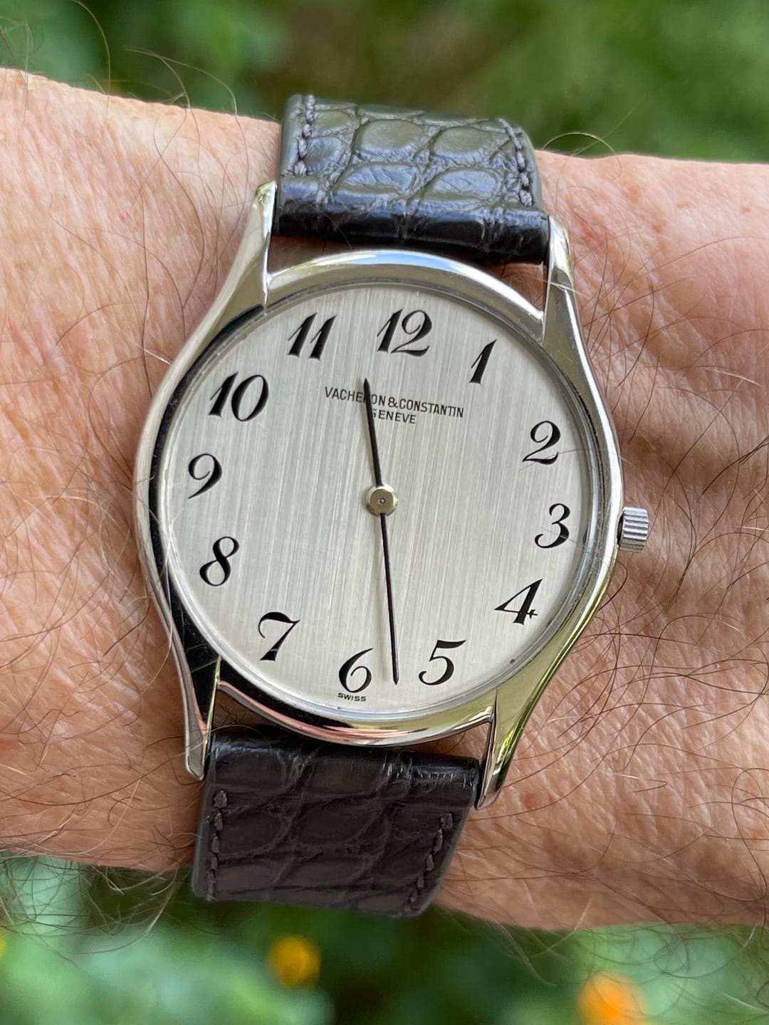 Customer photo review of Matte Steorra Alligator Round Pattern