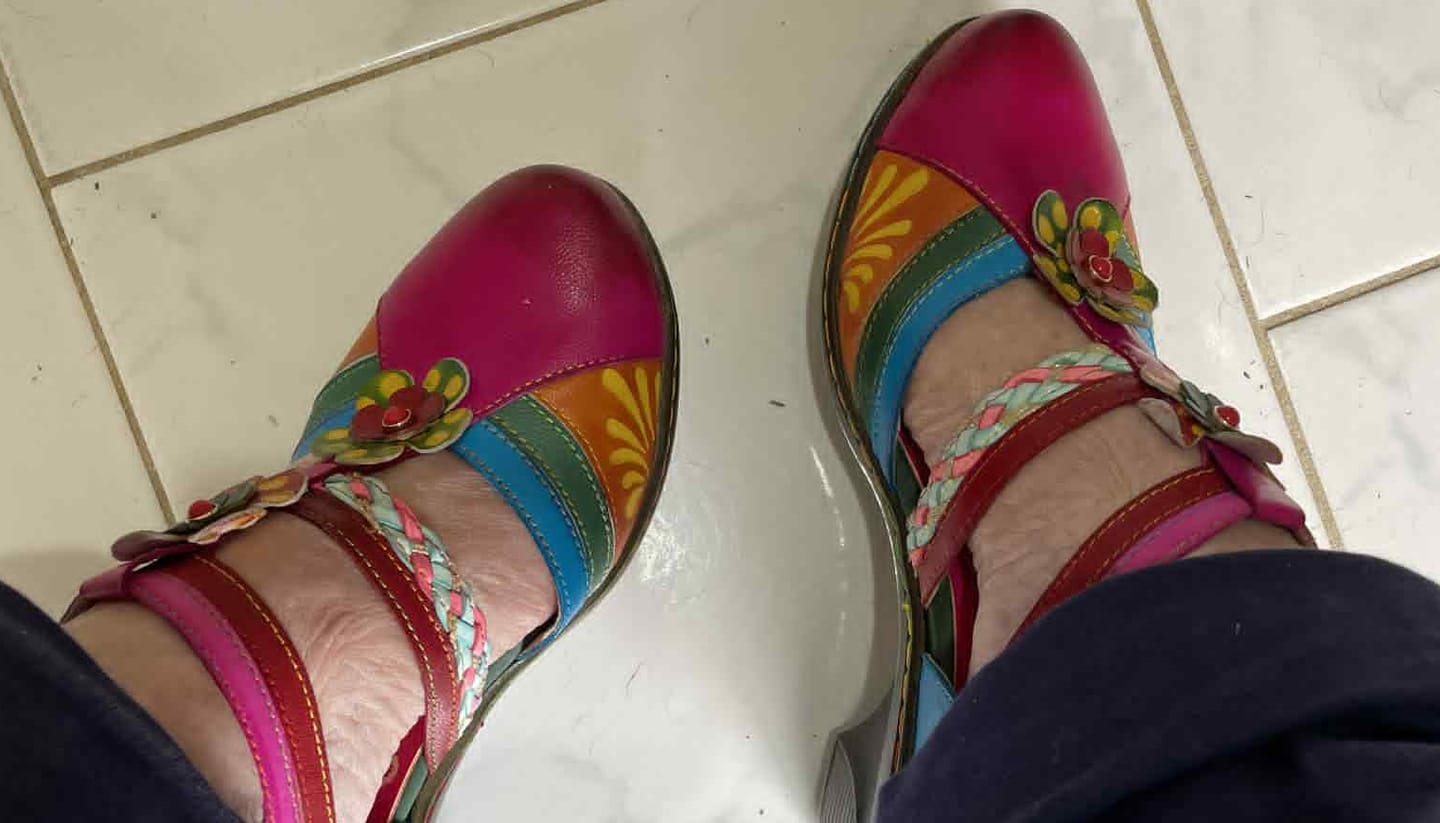Customer photo review of Women Bohemian Leather Printing Stitching Non-slip Breathable Sandals