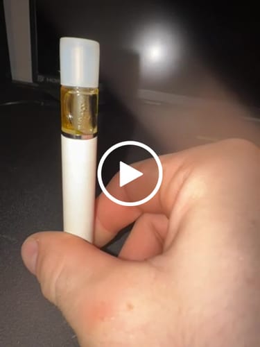 Customer video review of Kamikaze Disposable (.5g) - Tier 2 (Pre-order)