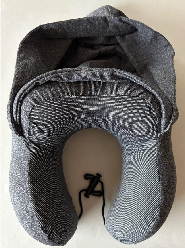 Customer photo review of כרית צוואר עם קפוצ'ון | Travelle HOOD