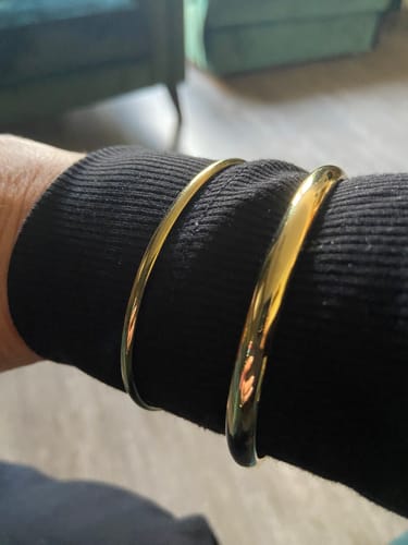 Customer photo review of Classic Chunky Gold Bangle