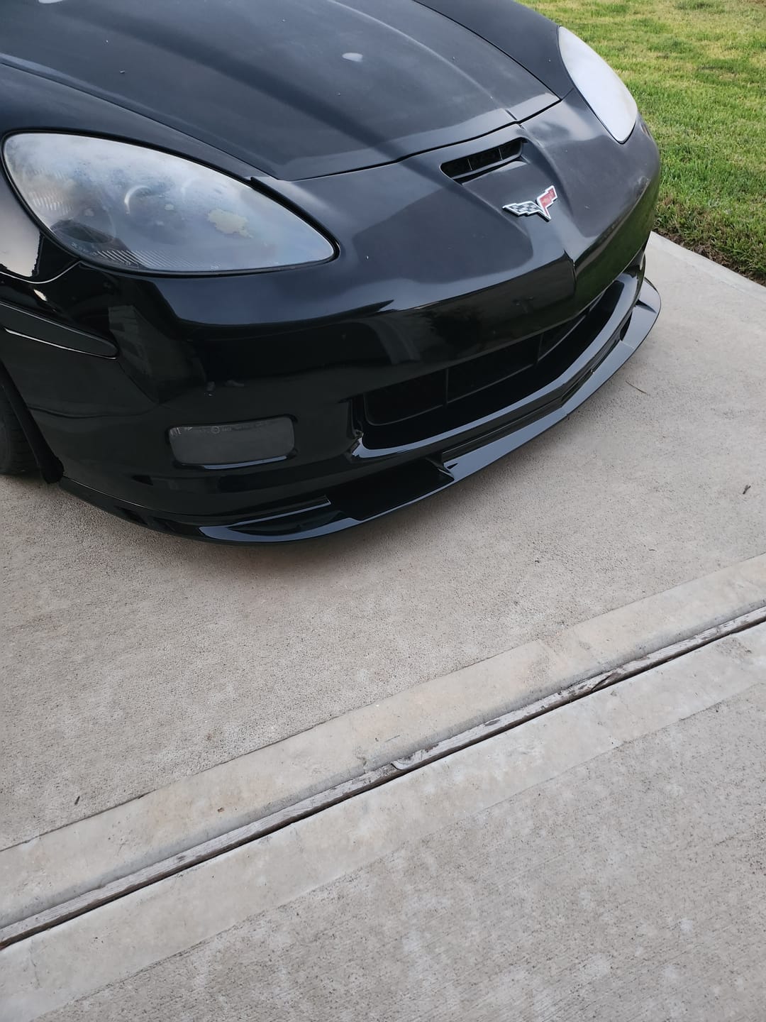 Customer photo review of Corvette C6 Grand Sport / Z06 Front Splitter Lip & Side Skirts Rocker Panels