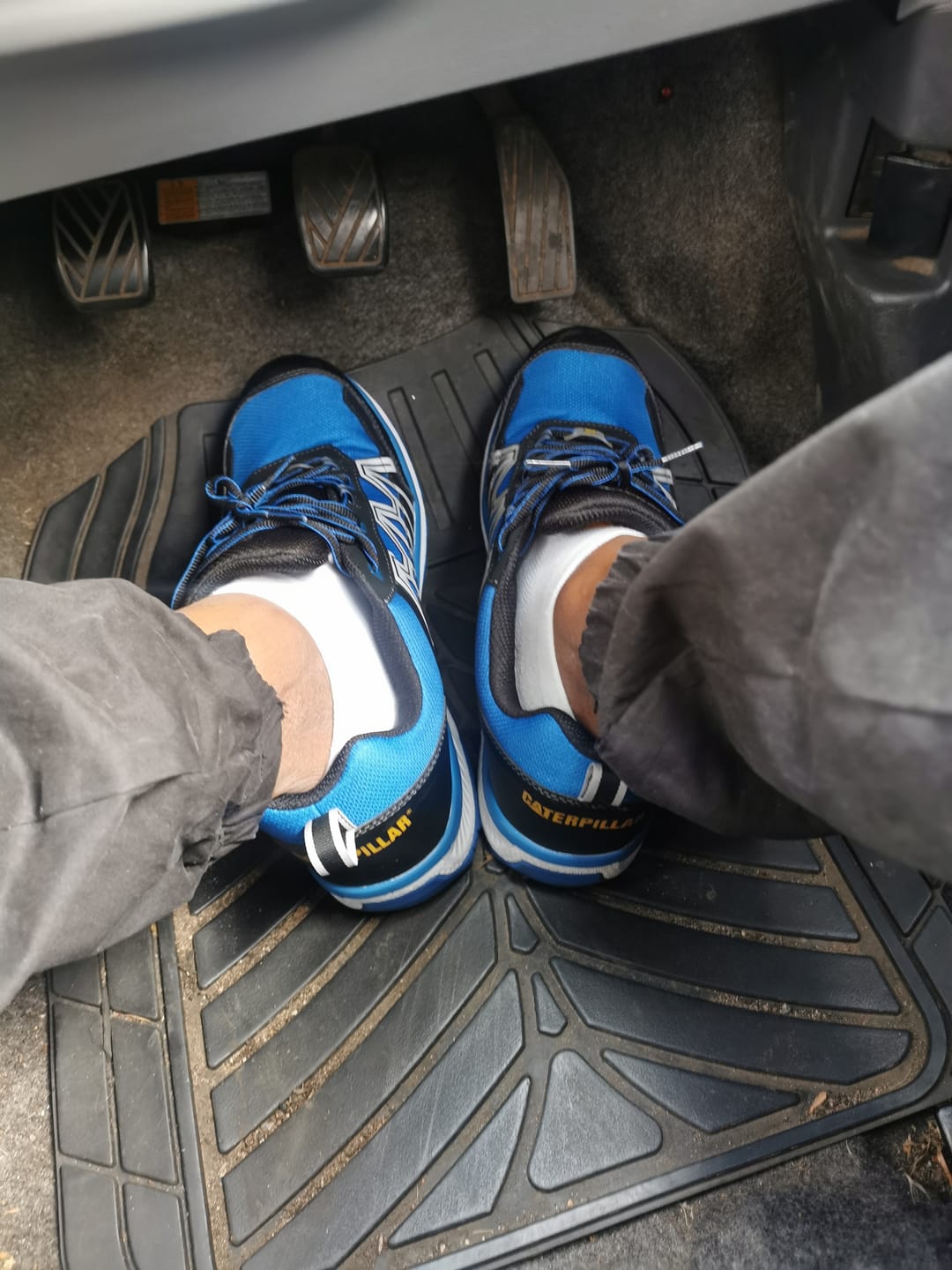 Customer photo review of Charge S3 Safety Trainer S3 Blue
