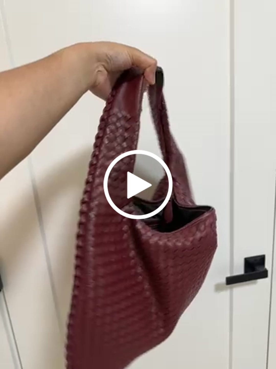 Customer video review of Woven Bag XL