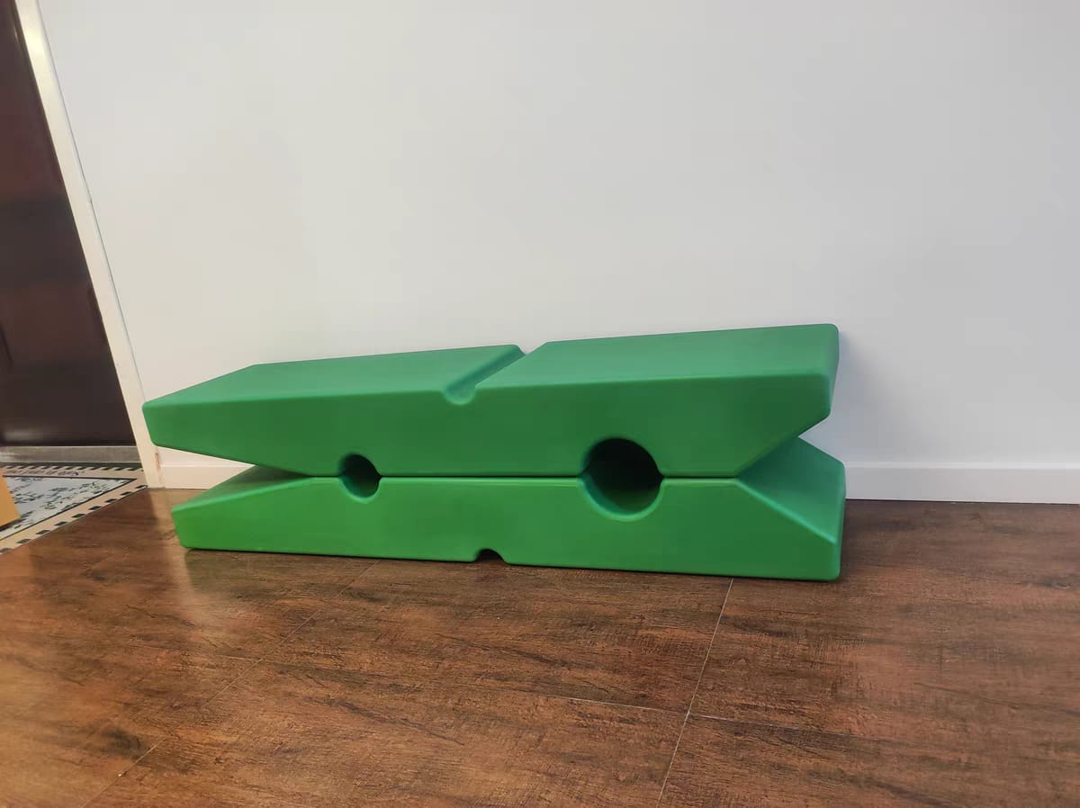 Customer photo review of Clip Shaped Side Table TV Stand