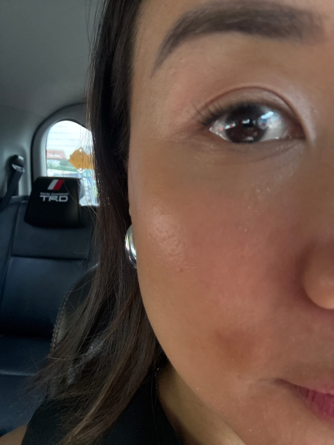 Customer photo review of Everyday Featherlight (Clear Band) Lazy Lashes  (Press-On Lash Clusters)