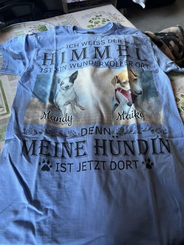 Customer photo review of Himmelspfoten - Individuelles T-Shirt