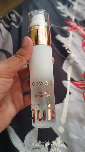 Customer photo review of O.TWO.O EXQUISIT SETTING SPRAY