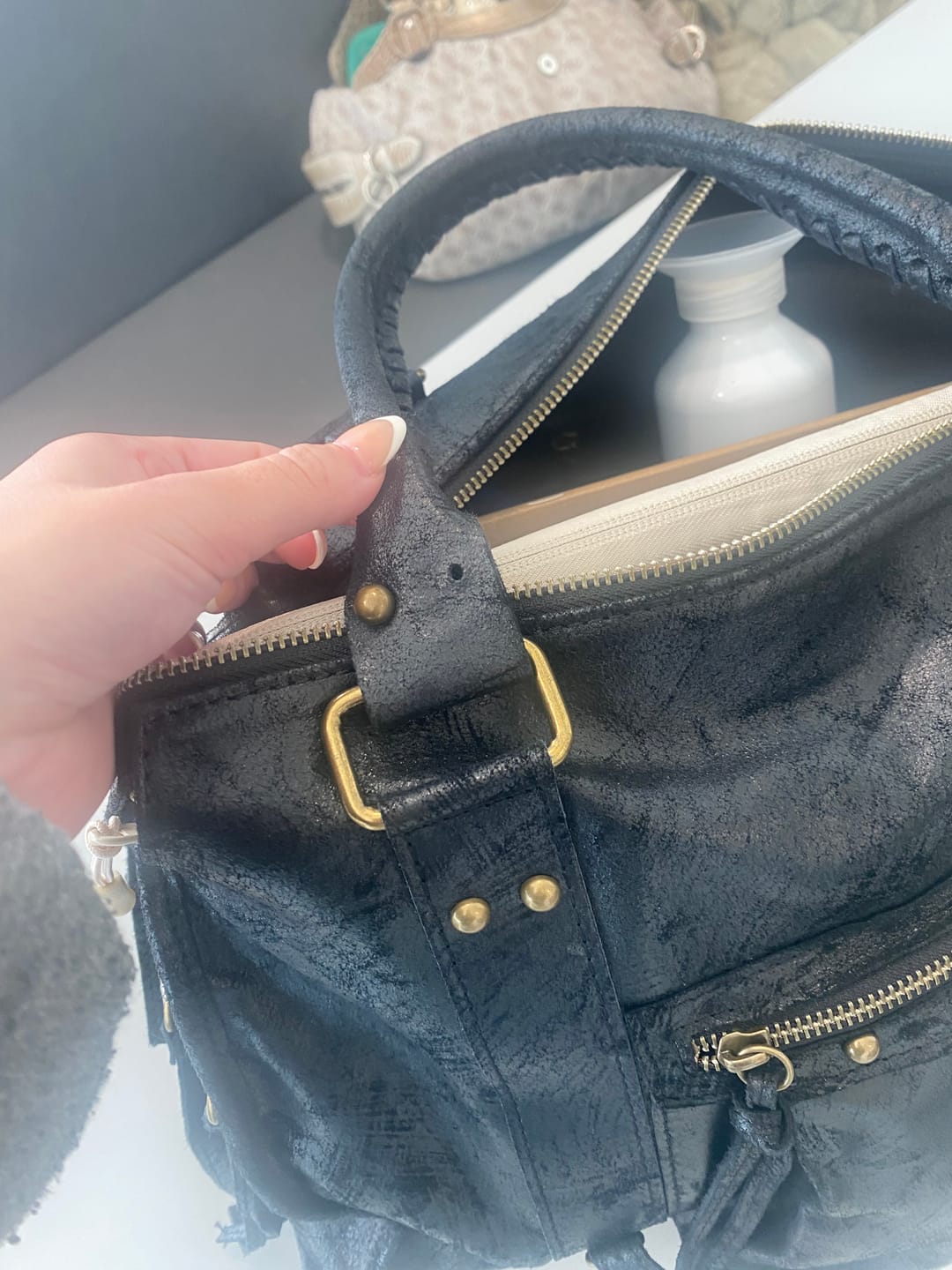 Customer photo review of It girl bag black
