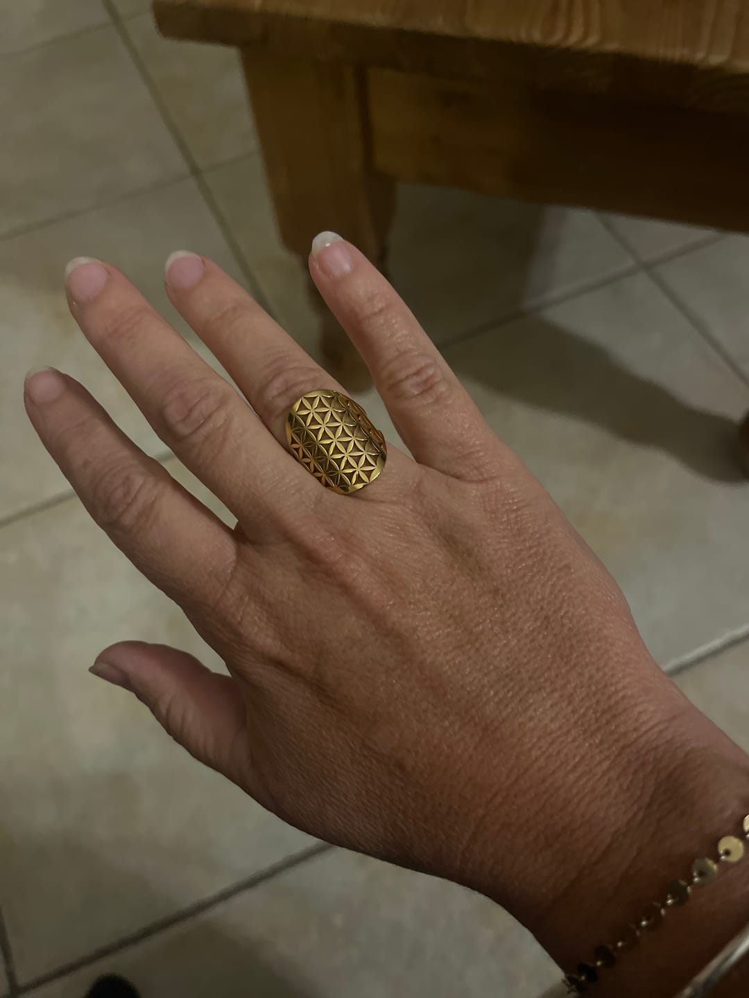 Customer photo review of Bague Ajustable "Fleur de Vie"