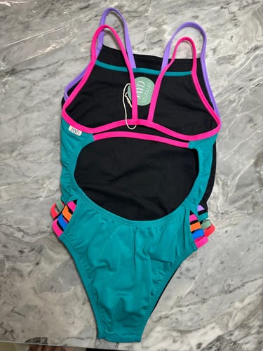Customer photo review of ZAMBIA ONE PIECE || Atlantic|Pink Sorbet