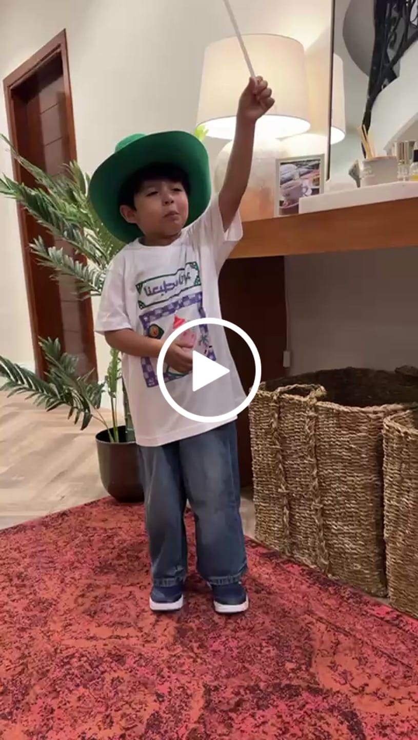Customer video review of Saudi National Day T-Shirt