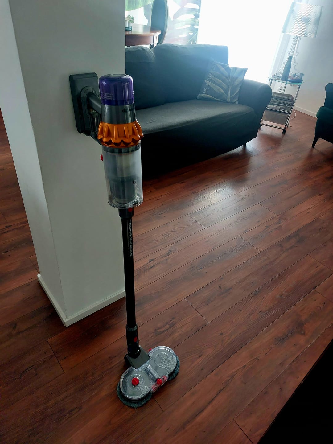 Customer photo review of Elektrischer Wischaufsatz passend für Dyson (inkl. 6 Wischpads)