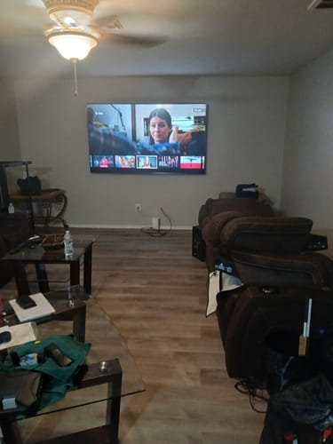 Customer photo review of 3D Golden logo Gucci living room carpet and rug