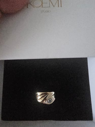 Customer photo review of Six Eyes Ring