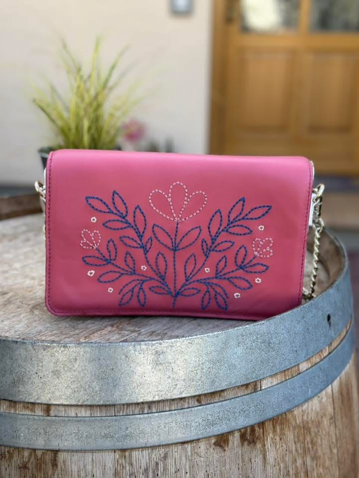Customer photo review of DIY-Box: The Unlimited Crossbody