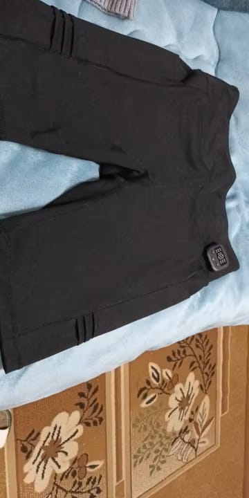 Customer photo review of EMS Yoga Shorts