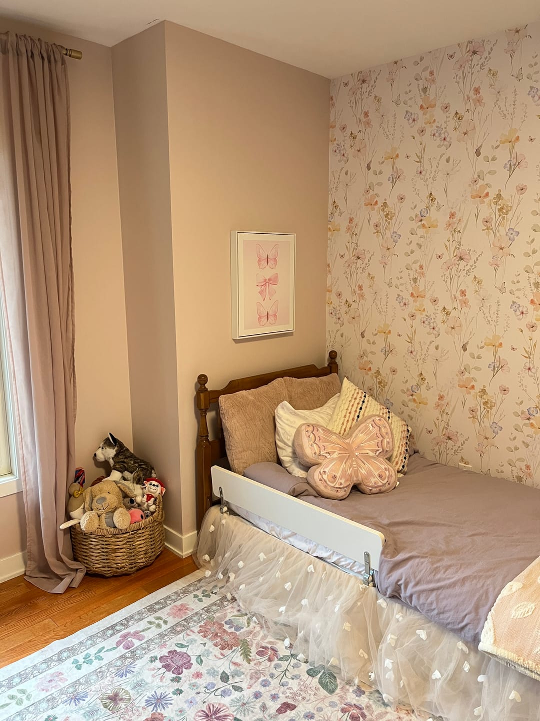 Customer photo review of Amelia Wildflower and Butterflies Wallpaper