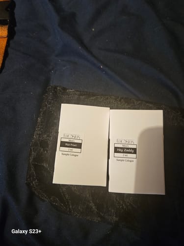 Customer photo review of Cologne Samples