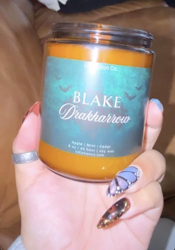 Customer photo review of Blake Drakharrow Candle