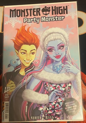 Customer photo review of Monster High: Party Monster Cover A (Tsuukiyomo)